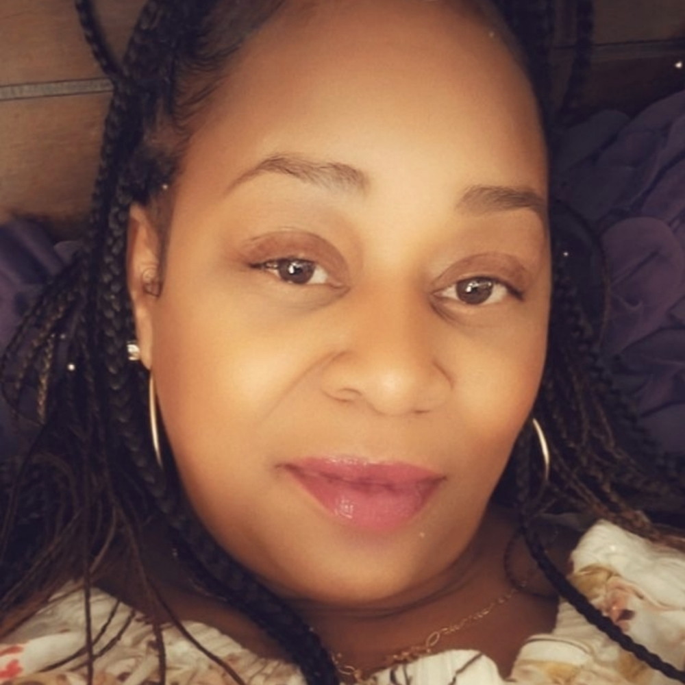 Meet your Posher, Stacy